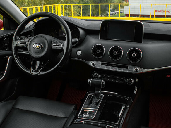 2018 Kia Stinger I, красный, 2020000 рублей - вид 9