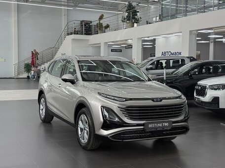 FAW Bestune T90