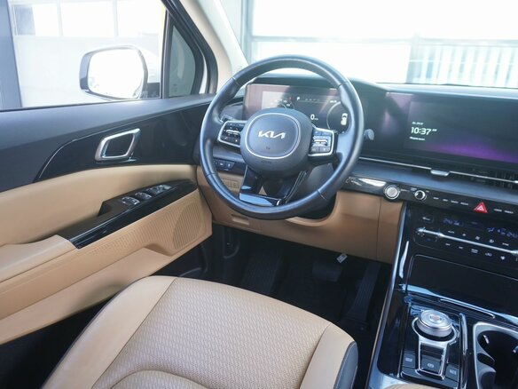2021 Kia Carnival IV, белый, 3775000 рублей - вид 18
