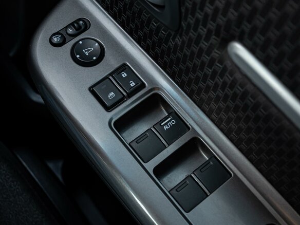 2019 Honda Stepwgn Spada V Рестайлинг, чёрный, 2285000 рублей - вид 17