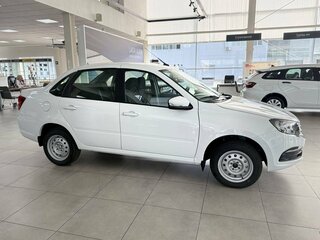 2026 Lada (ВАЗ) Granta I Рестайлинг, белый, 1020955 рублей, вид 5
