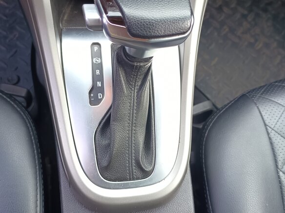 2011 Opel Astra J, чёрный, 355500 рублей - вид 8