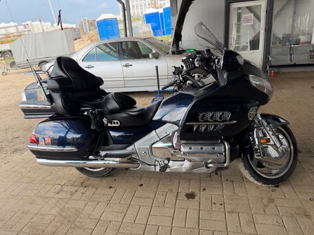 2009 Honda GL 1800 Gold Wing, синий, 1050000 рублей, вид 1