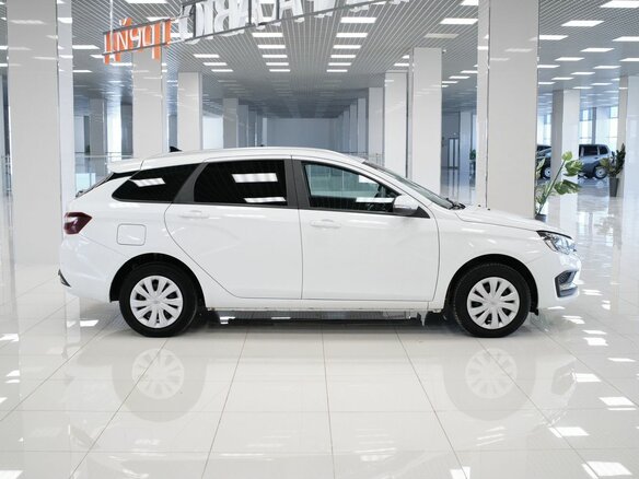 2024 Lada (ВАЗ) Vesta SW I Рестайлинг (NG), белый - вид 4