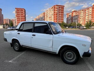 2004 Lada (ВАЗ) 2107, белый, 125000 рублей, вид 3