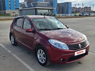 2012 Renault Sandero I, красный, 585000 рублей, вид 2