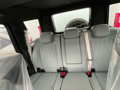2026 Mercedes-Benz G-Класс AMG 63 AMG II (W465) Рестайлинг, серый, 30350000 рублей, вид 4