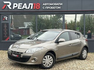 2011 Renault Megane III, золотистый, 569000 рублей, вид 2