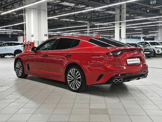2019 Kia Stinger I, красный, 2849000 рублей, вид 5