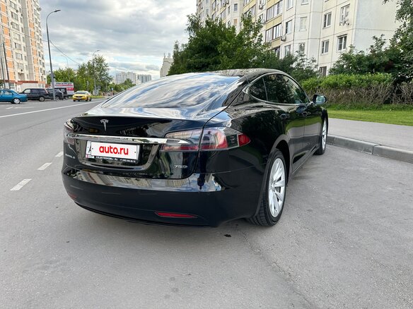 2018 Tesla Model S 75D I Рестайлинг, чёрный, 3000000 рублей - вид 2