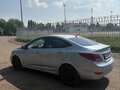 2012 Hyundai Solaris I, серый, 600000 рублей - вид 3
