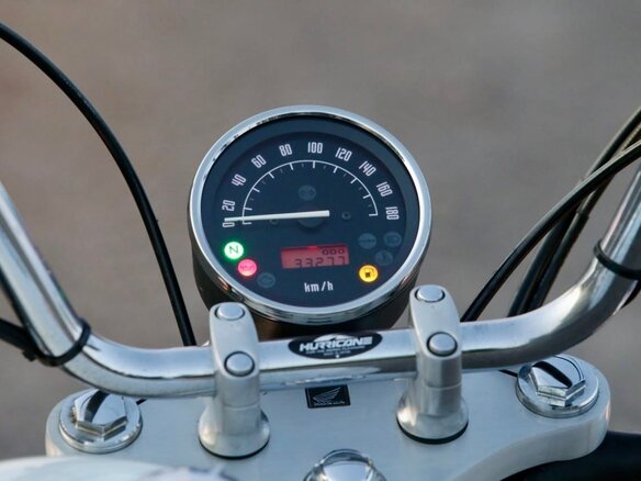 2011 Honda Shadow 750, белый, 737000 рублей - вид 13