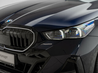 2025 BMW 5 серии 530i xDrive VIII (G60/G61/G68), чёрный, 9790000 рублей, вид 2