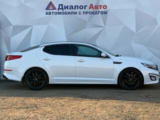 2015 Kia Optima III Рестайлинг, белый, 1215000 рублей, вид 4