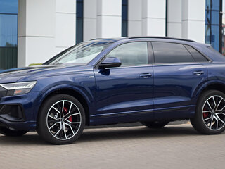 2021 Audi Q8 55 TFSI I (4M), синий, 5000000 рублей, вид 2