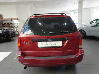 2002 Ford Focus I (North America), красный, 150000 рублей, вид 5