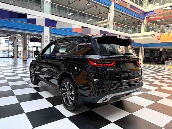 2021 Geely Vision X6 Pro, чёрный, 1050000 рублей - вид 5