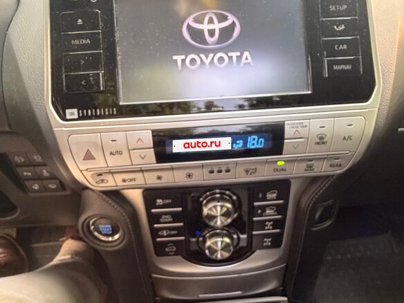 2020 Toyota Land Cruiser Prado 150 Series Рестайлинг 2, белый, 5999000 рублей - вид 17