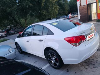 2014 Chevrolet Cruze I Рестайлинг, белый, 650000 рублей, вид 4