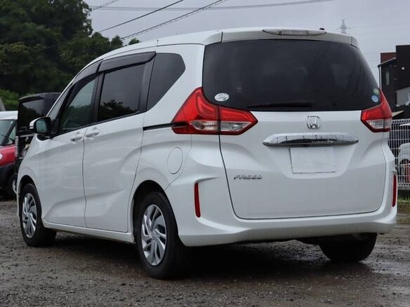 2019 Honda Freed II, белый, 1122000 рублей - вид 5