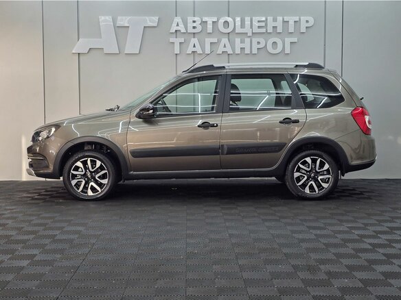 2026 Lada (ВАЗ) Granta Cross I Рестайлинг, коричневый, 1349000 рублей - вид 2