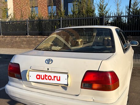 1996 Toyota Corolla VIII (E110), белый, 350000 рублей, вид 4