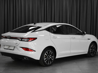 2026 JAC J7 I, белый, 2195000 рублей, вид 2