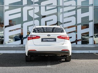 2013 Kia Cerato III, белый, 1099000 рублей, вид 4