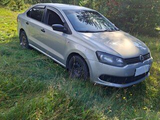 2014 Volkswagen Polo V, серебристый, 530000 рублей, вид 3