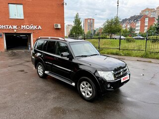 2014 Mitsubishi Pajero IV Рестайлинг 1, чёрный, 2390000 рублей, вид 1