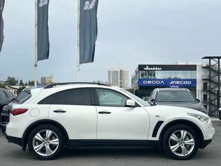 2011 Infiniti FX37 II (S51) Рестайлинг, белый, 1980000 рублей, вид 4
