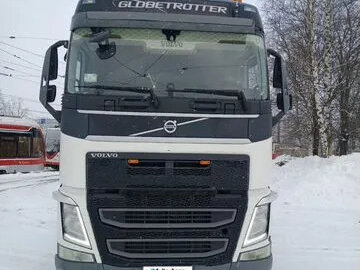 2017 Volvo FH, белый, 5900000 рублей, вид 1
