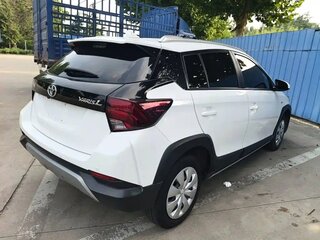 2022 Toyota Yaris L X XP150 Рестайлинг, белый, 1099000 рублей, вид 4