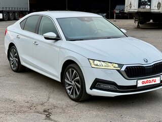 2020 Skoda Octavia IV (A8), белый, 2650000 рублей, вид 3