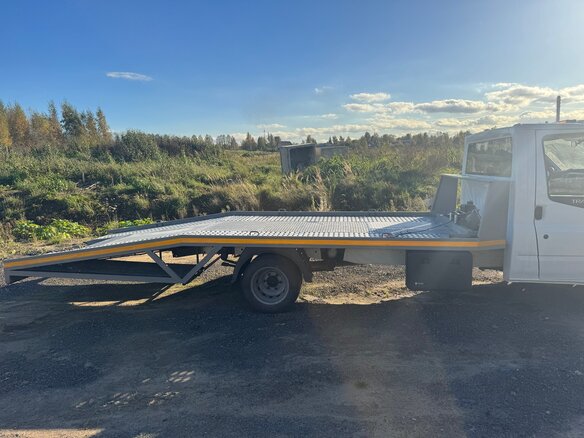 2008 Ford Transit, белый, 1850000 рублей - вид 3