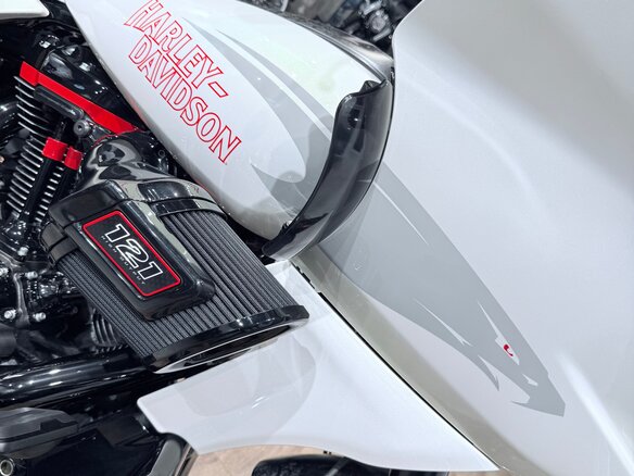 2024 Harley-Davidson CVO Road Glide ST, белый, 4799000 рублей - вид 36