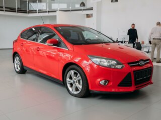 2012 Ford Focus III, красный, 670000 рублей, вид 3
