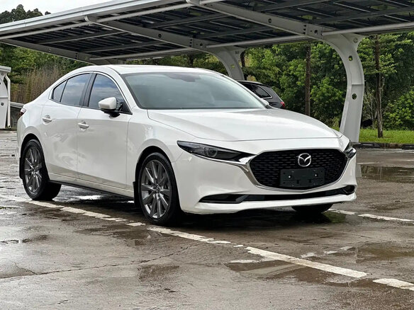 2022 Mazda 3 Axela IV (BP), белый, 1699000 рублей - вид 5