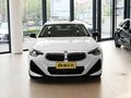 2025 BMW 2 серии 220i G42 Рестайлинг, белый, 6325000 рублей - вид 3