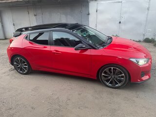 2018 Hyundai Veloster II, красный, 2000000 рублей, вид 2
