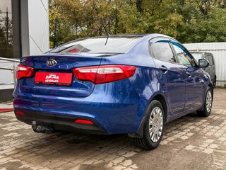2013 Kia Rio III, синий, 889000 рублей, вид 3
