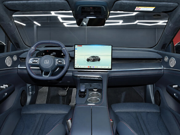 2026 Zeekr 001 103 kWh I Рестайлинг 2, фиолетовый, 10990000 рублей - вид 31