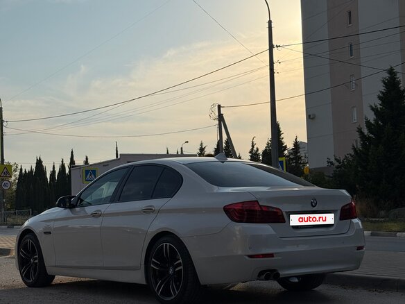 2013 BMW 5 серии 520d VI (F10/F11/F07) Рестайлинг, белый, 1950000 рублей - вид 6