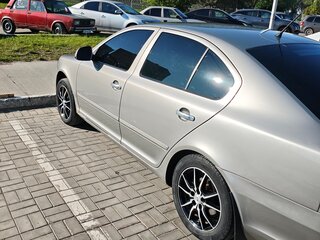 2012 Skoda Octavia II (A5) Рестайлинг, серый, 950000 рублей, вид 5