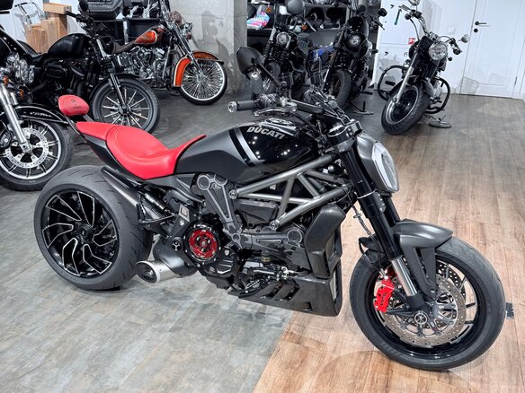 2016 Ducati XDiavel, чёрный, 1799000 рублей - вид 1