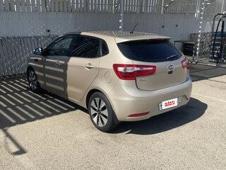 2013 Kia Rio 4-speed III, бежевый, 1020000 рублей, вид 2