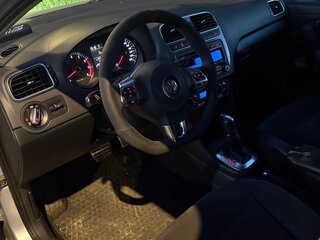 2010 Volkswagen Polo V, серебристый, 755000 рублей, вид 5
