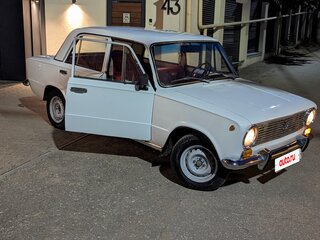 1970 Lada (ВАЗ) 2101, белый, 179000 рублей, вид 3