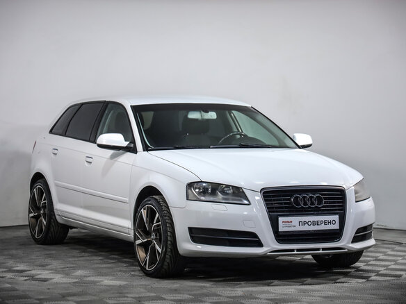 2010 Audi A3 II (8P) Рестайлинг 2, белый, 839000 рублей - вид 2