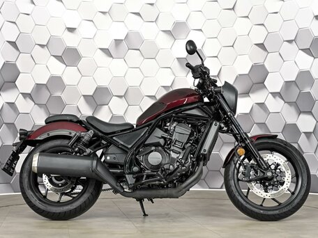 2023 Honda CMX 1100 Rebel, красный, 999000 рублей, вид 3